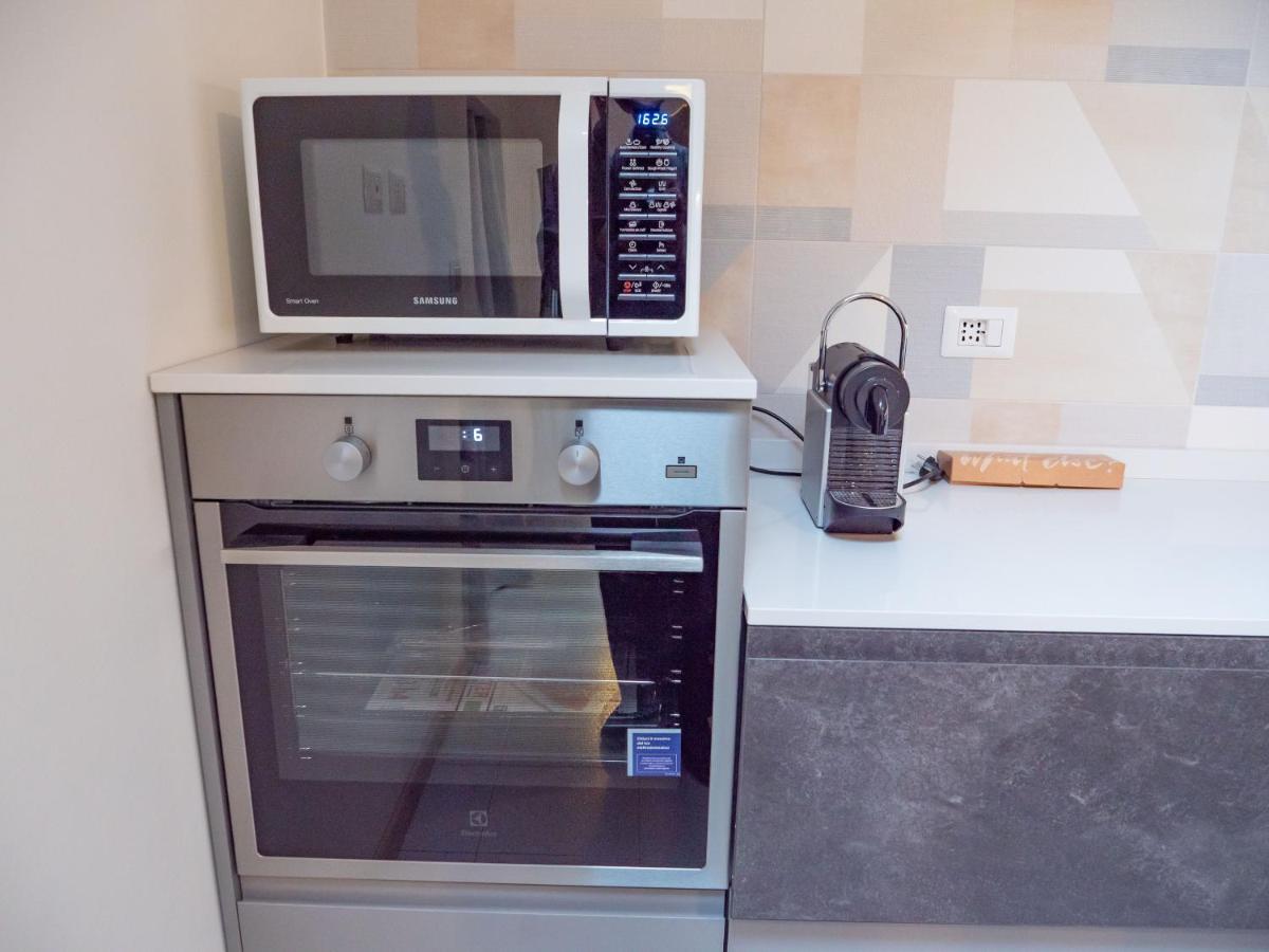 דירות מילאנו Comfy Penthouse מראה חיצוני תמונה