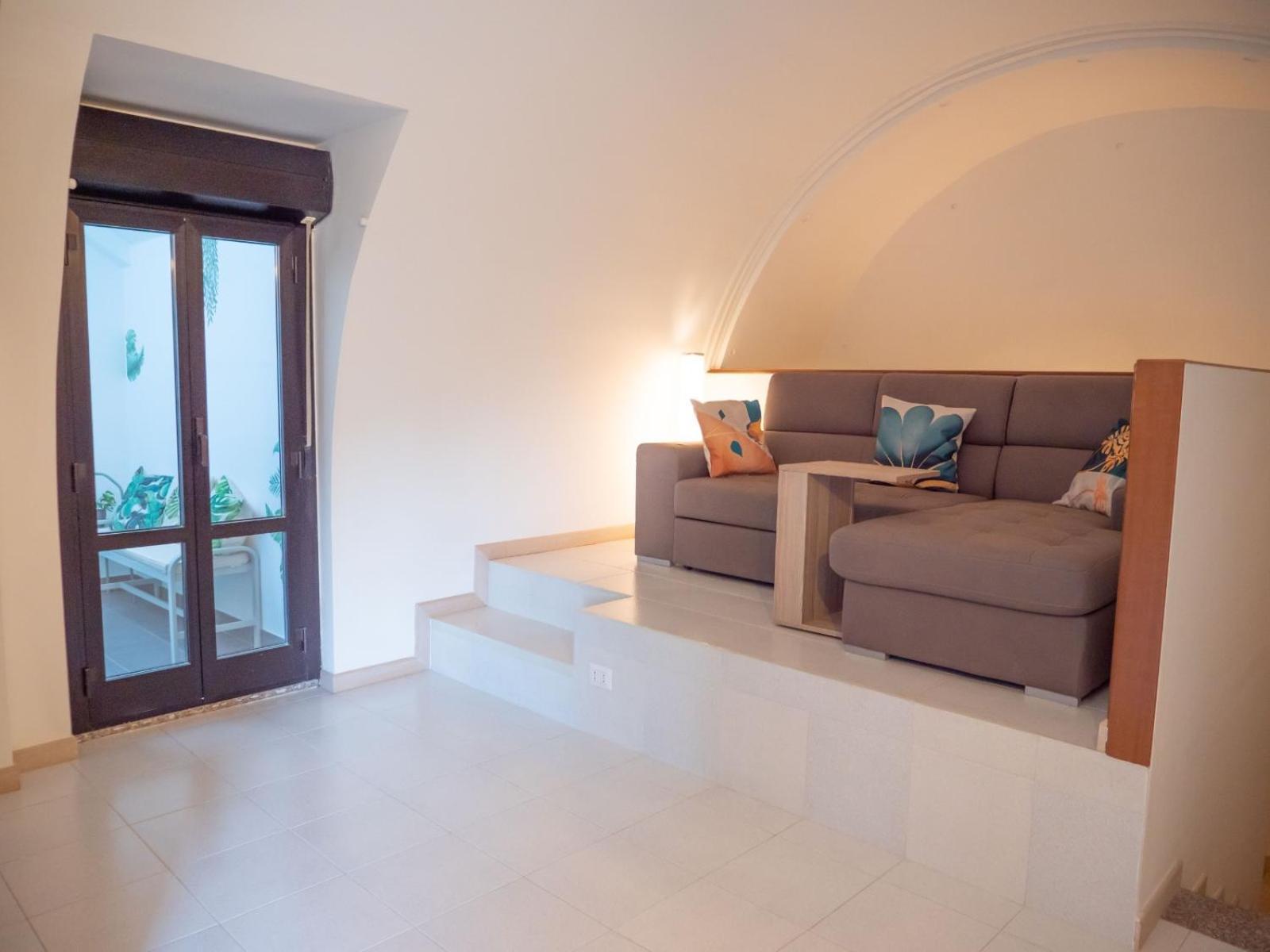 דירות מילאנו Comfy Penthouse מראה חיצוני תמונה
